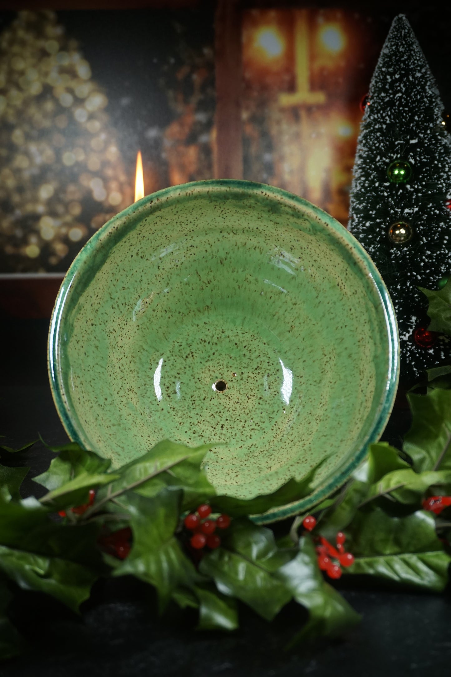 Lochness Planter w/ Drainage Hole