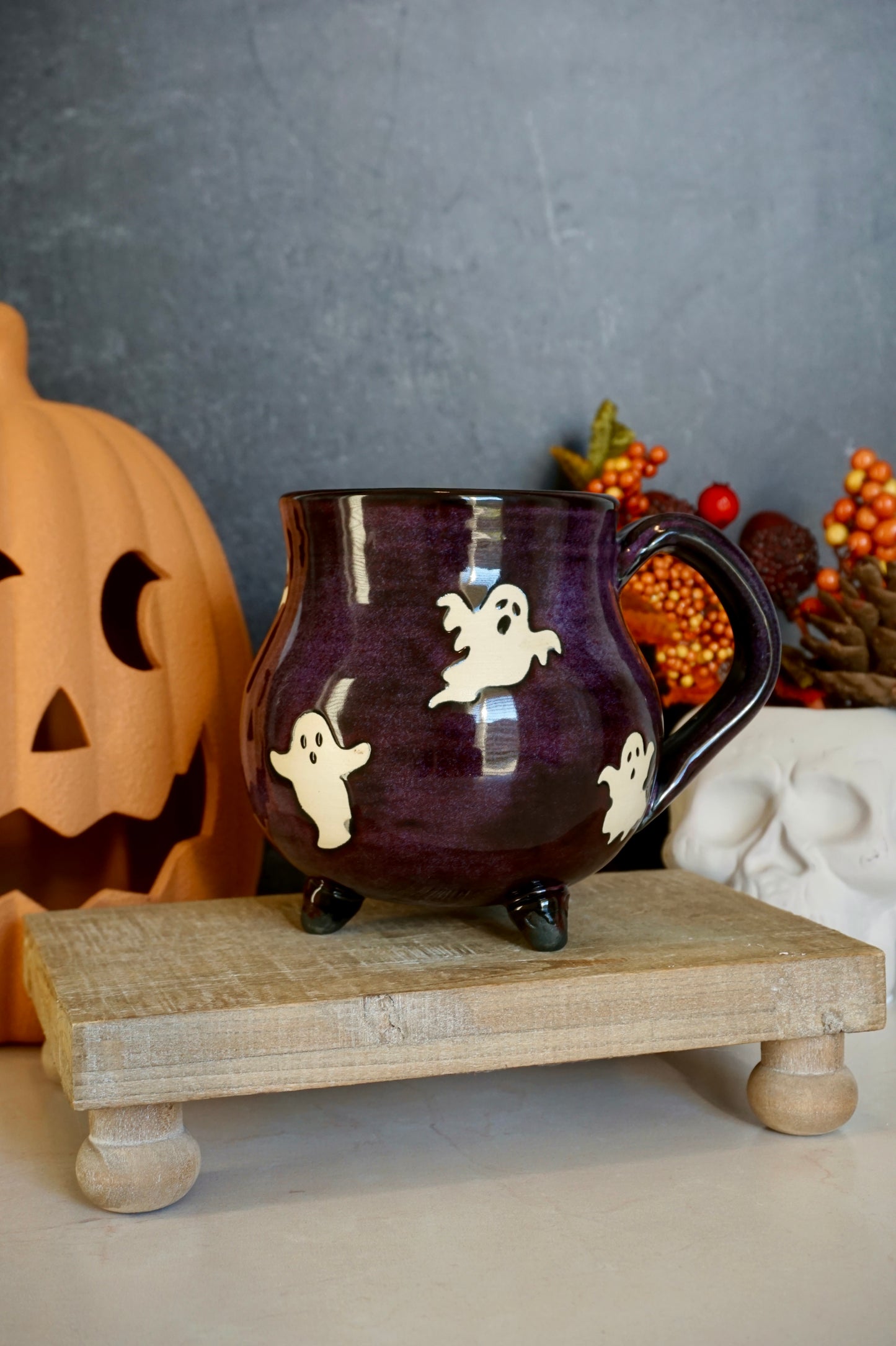 Mystic Ghosts Cauldron 18oz