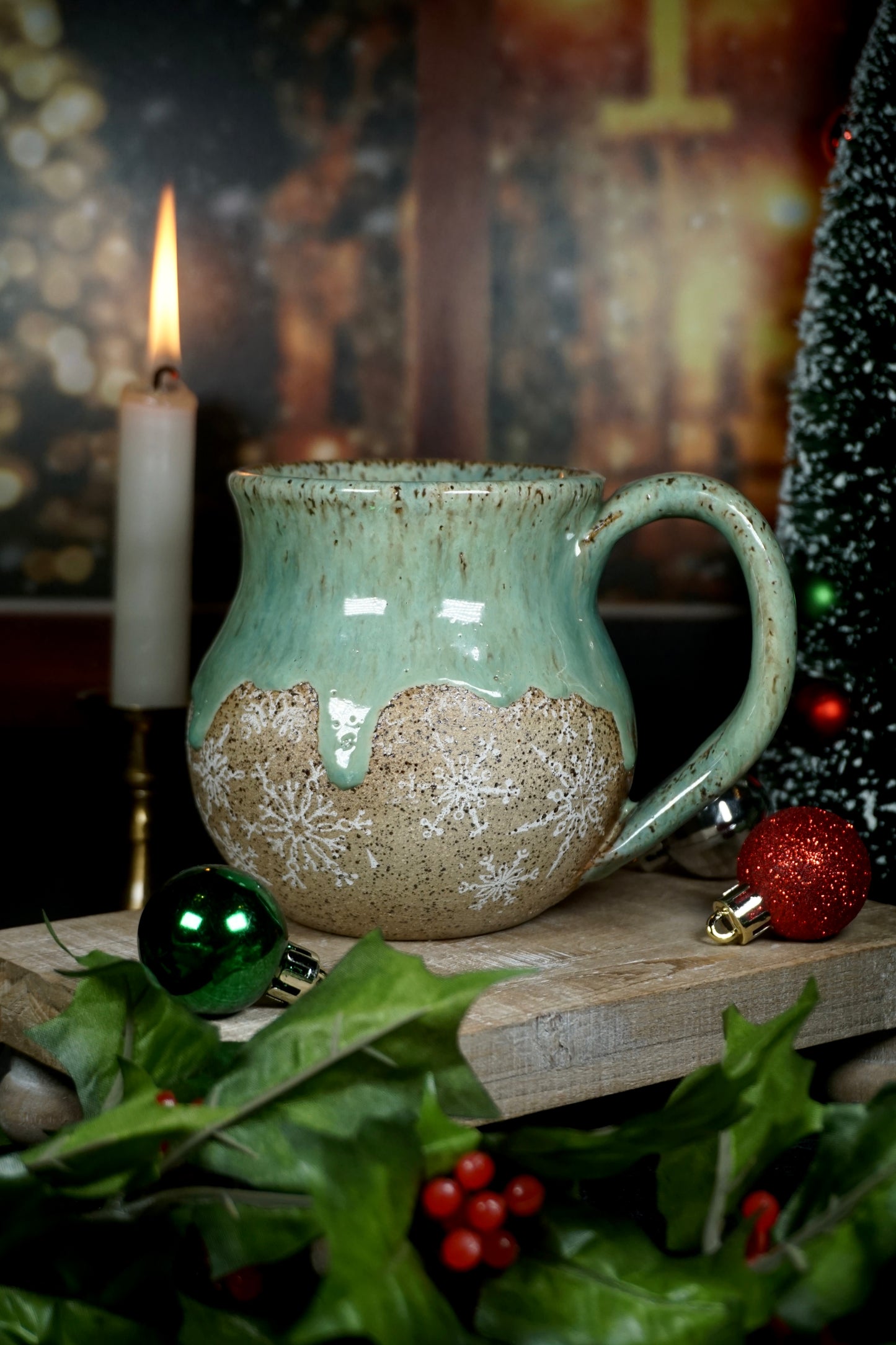 Speckled Jade Snowflake 3 16oz