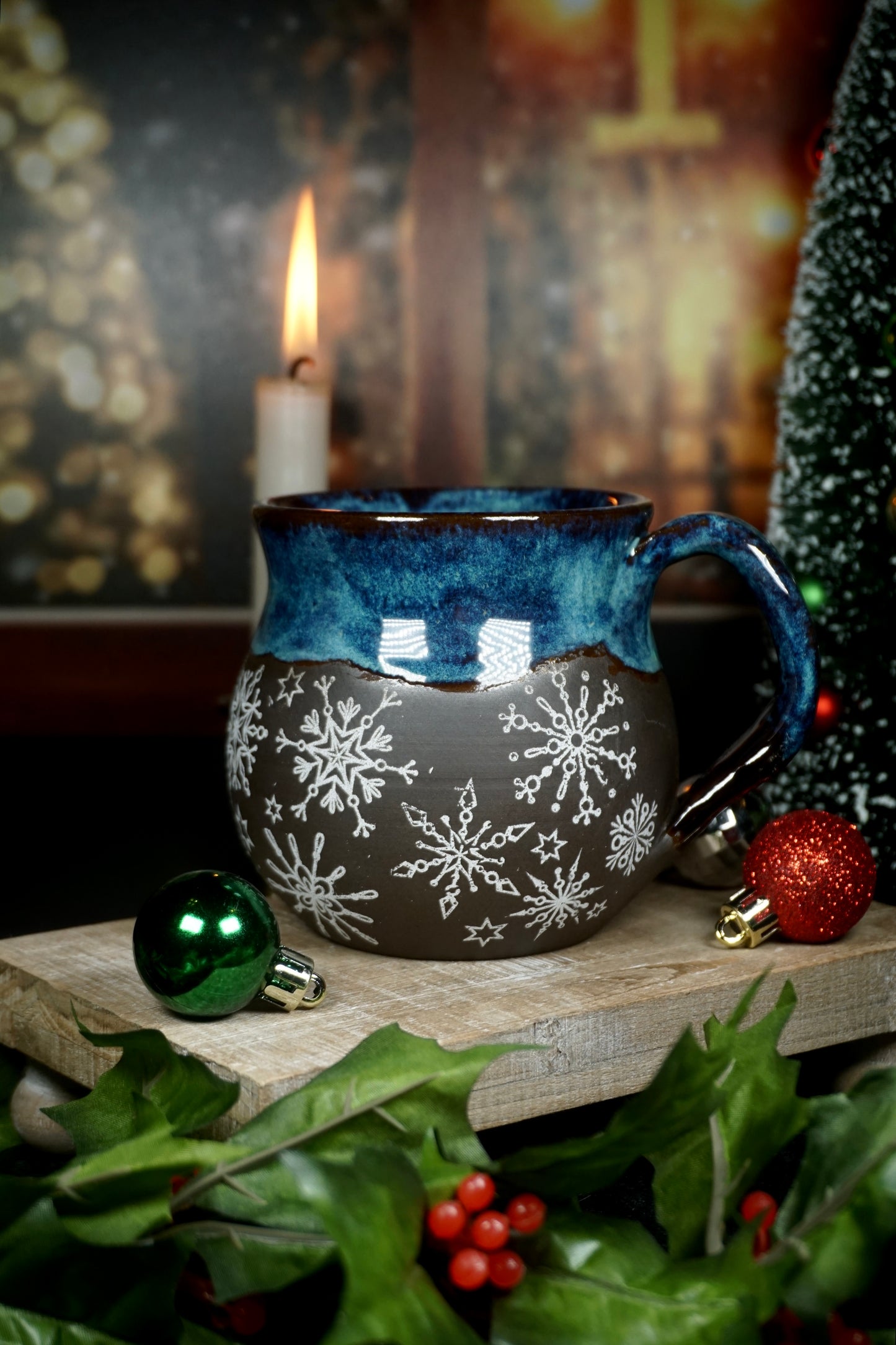 Electric Blue Snowflake 1 18oz