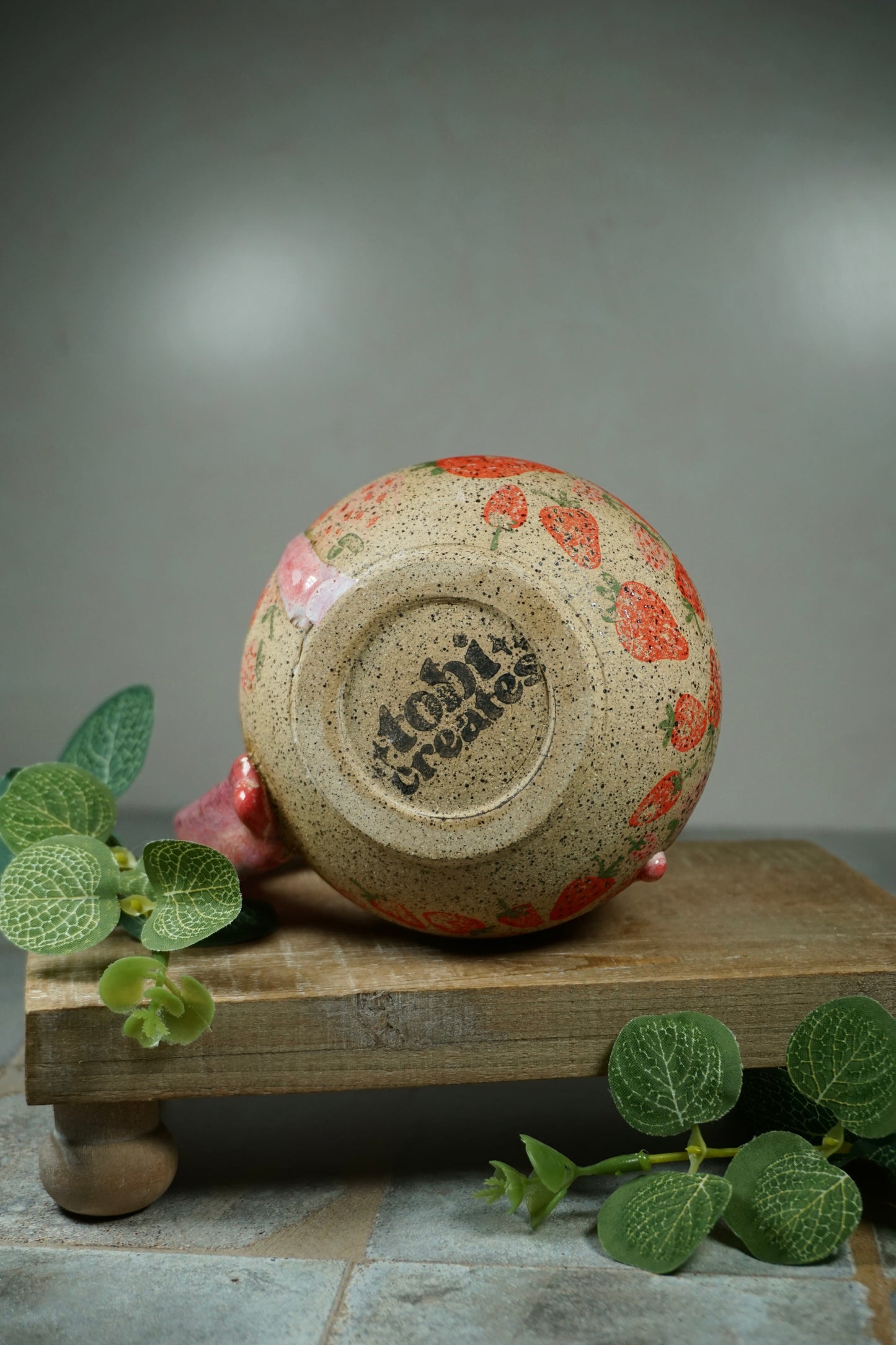 DISCOUNTED Pink Strawberry 17oz