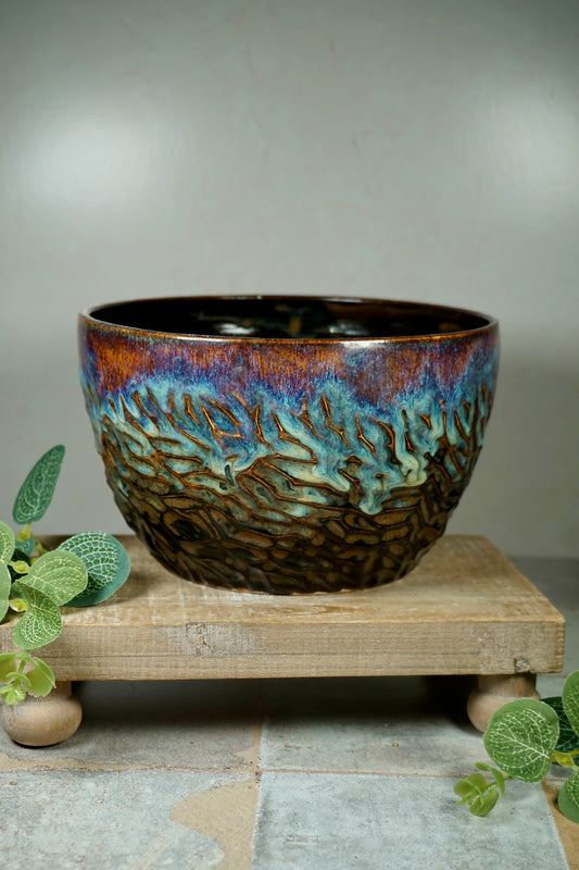 Riverstone Planter w/ drainage hole