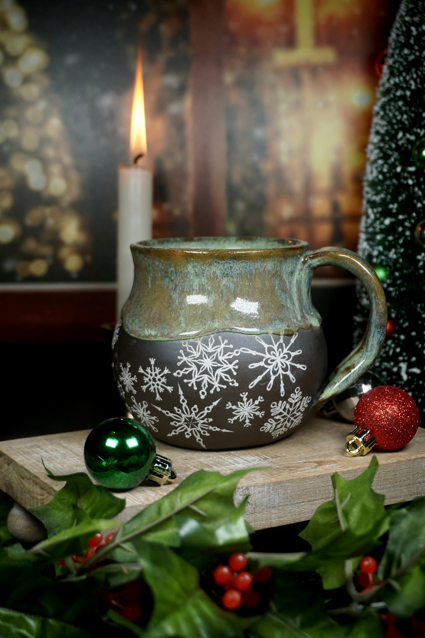Aventurine Snowflake 1 16oz