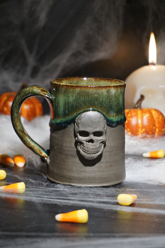 Lochness Skull Head 9.5oz