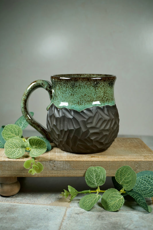 Serpent Carved 13oz