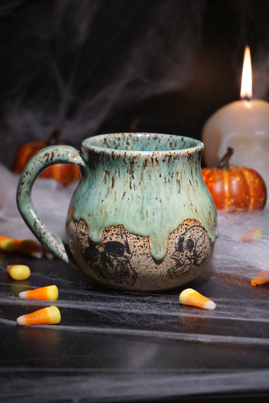 Speckled Jade Skull 15oz