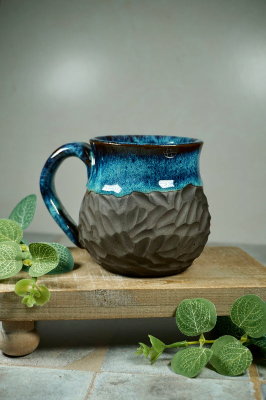 Electric Blue Carved 13oz