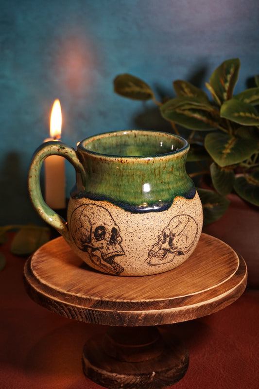 Lochness Skull 16oz