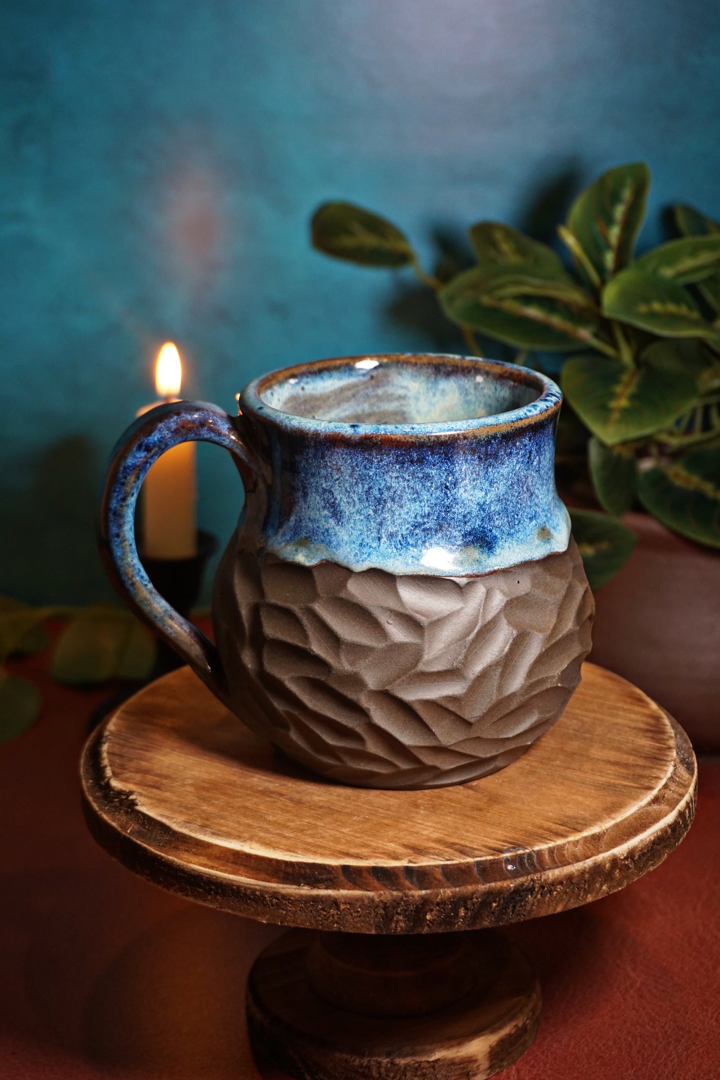Electric Blue Carved 18oz
